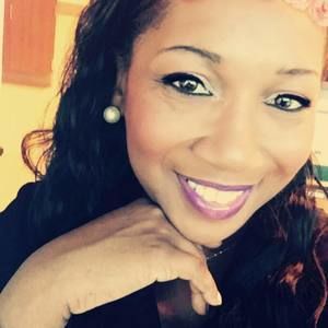 Meet your Posher, Katina